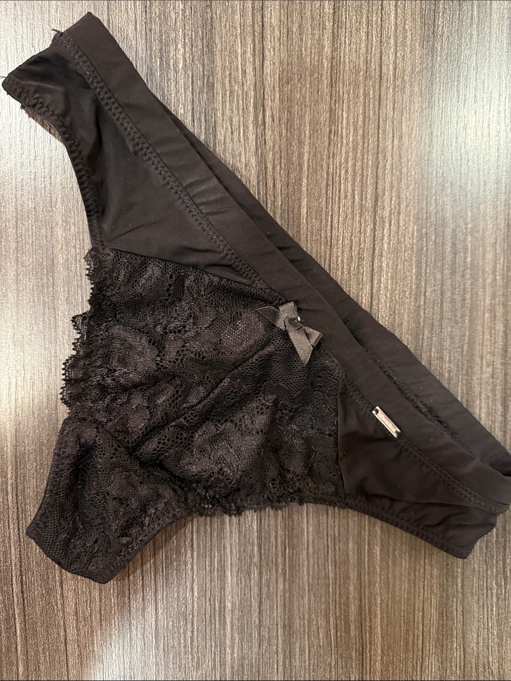 La Vie En Rose Black Lace Bikini Panty